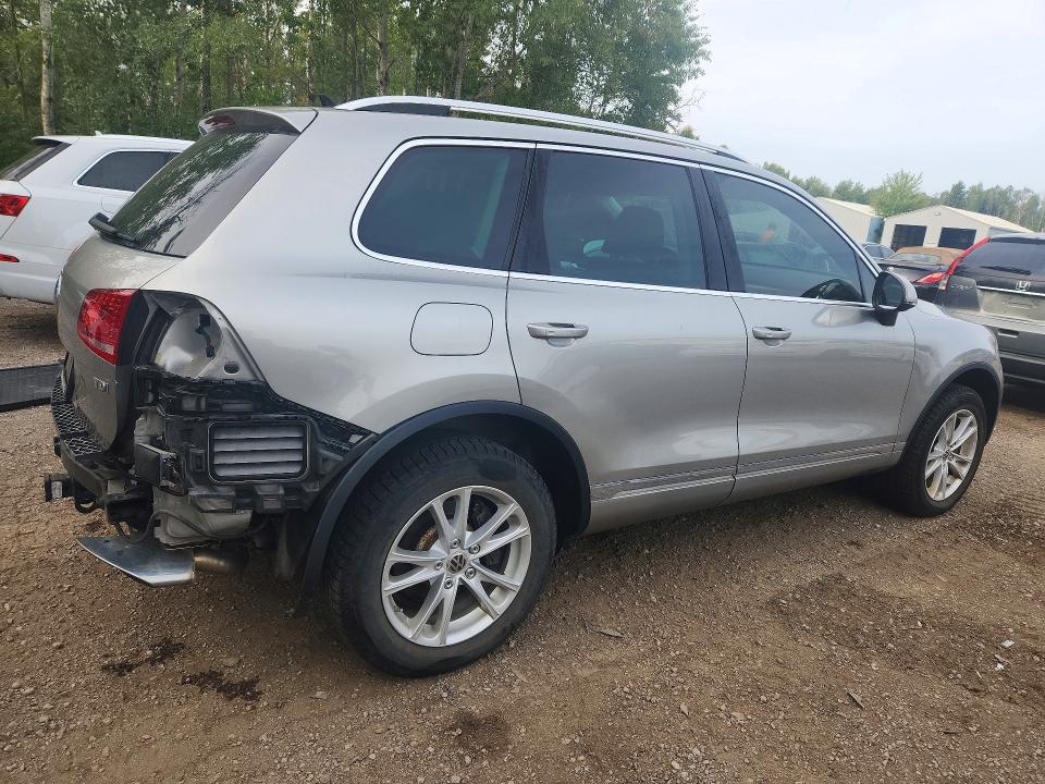 Продажа на аукционе авто 2015 Volkswagen Touareg, vin: WVGEP9BP8FD004200, номер лота: 65534676