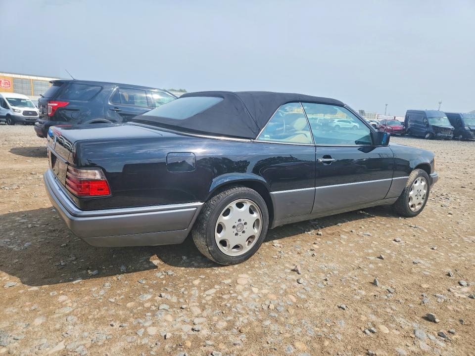 Продажа на аукционе авто 1995 Mercedes-benz E, vin: WDBEA66E1SC281332, номер лота: 64597996