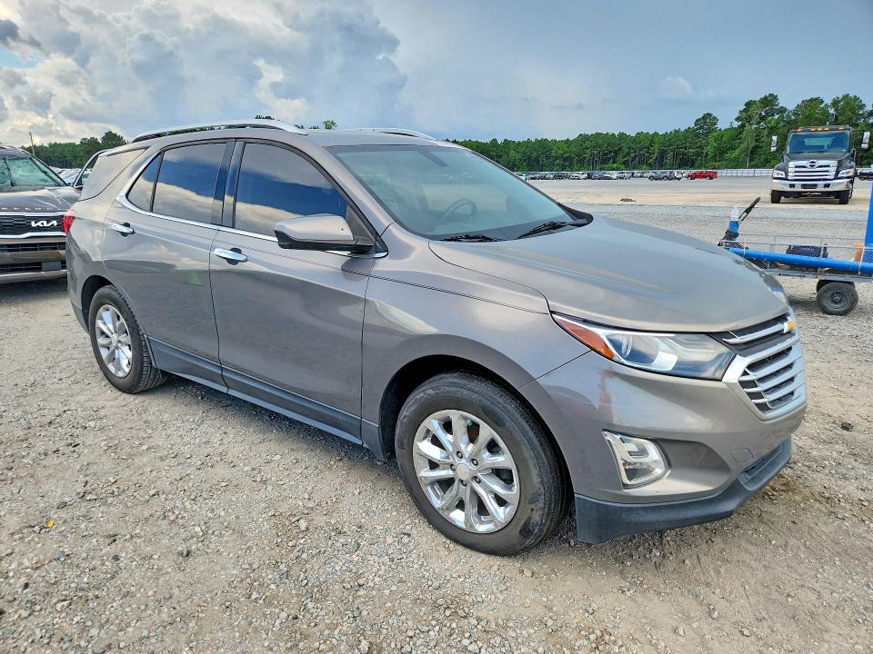 2018 Chevrolet Equinox მანქანა იყიდება აუქციონზე, vin: 3GNAXJEV4JS561555, აუქციონის ნომერი: 64368096