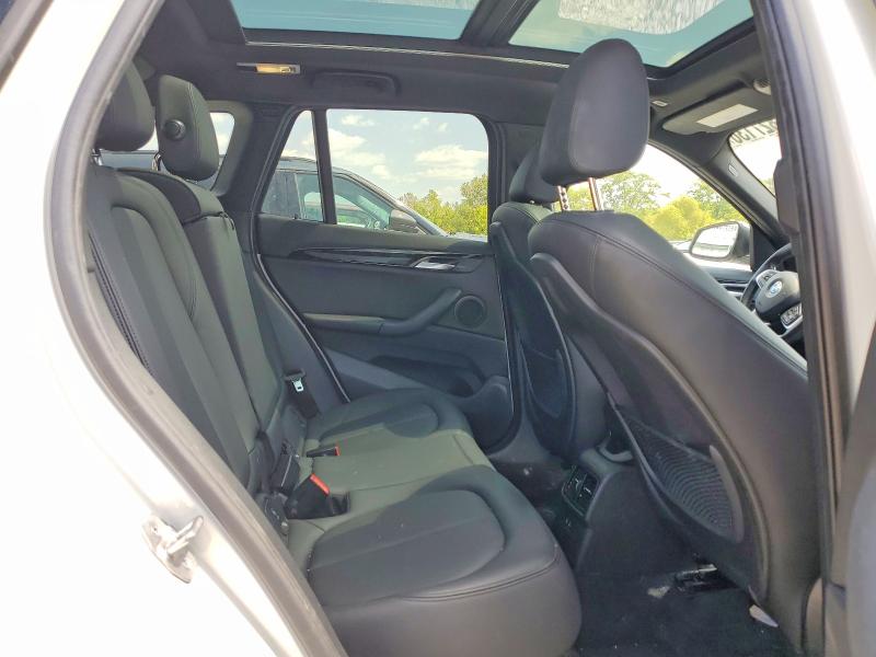 65827136 :رقم المزاد ، WBXJG9C00M5U43700 vin ، 2021 Bmw X1 مزاد بيع