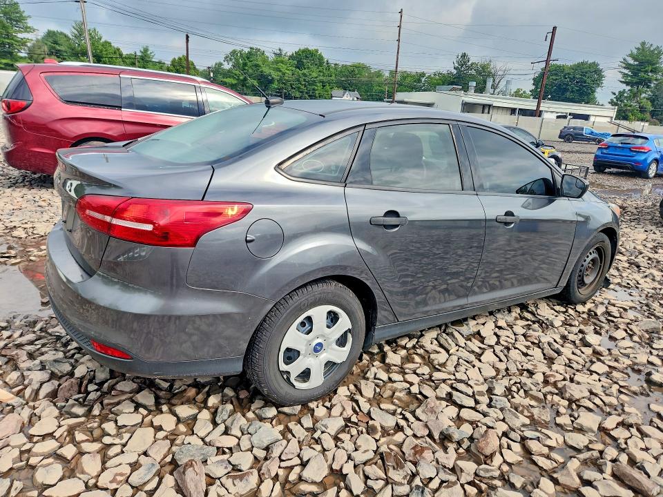 Продажа на аукционе авто 2018 Ford Focus, vin: 1FADP3E22JL298596, номер лота: 63988576