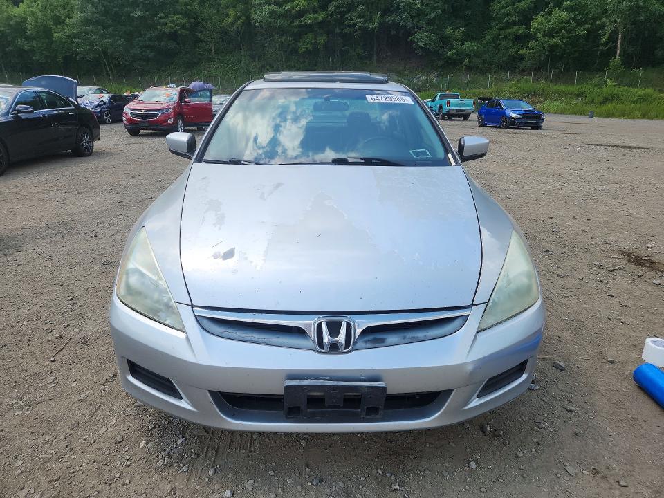 2006 Honda Accord მანქანა იყიდება აუქციონზე, vin: 1HGCM568X6A107136, აუქციონის ნომერი: 64729586