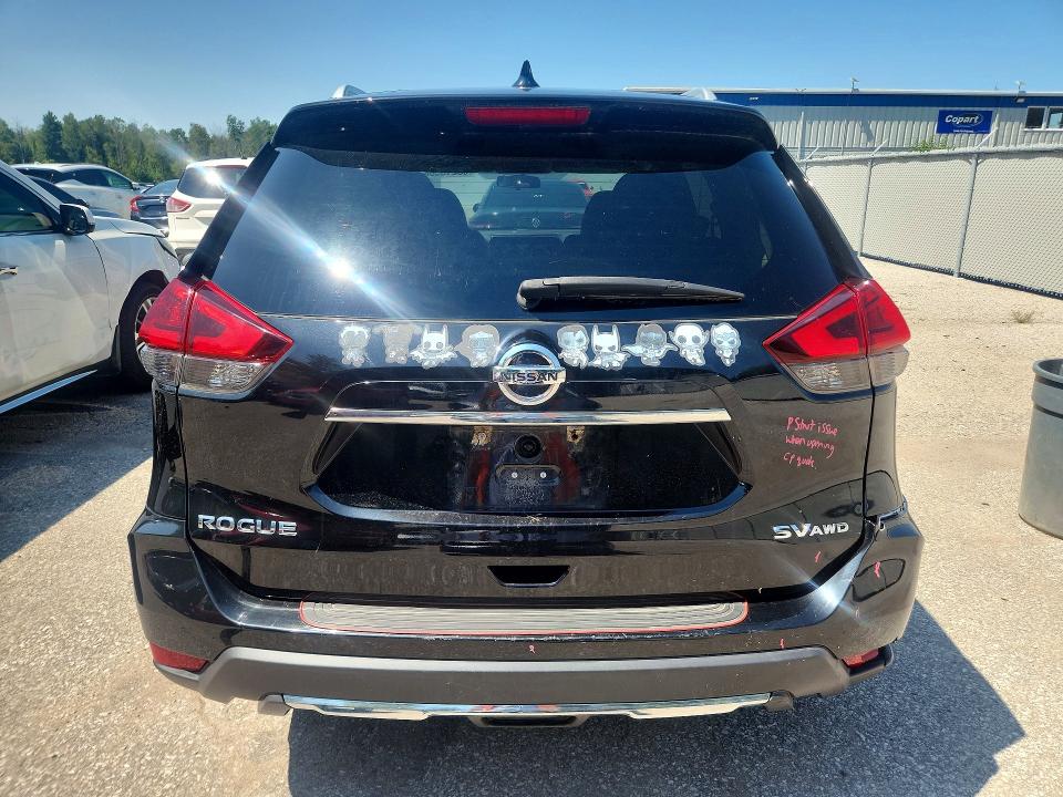 63218586 :رقم المزاد ، 5N1AT2MM0HC821237 vin ، 2017 Nissan Rogue مزاد بيع