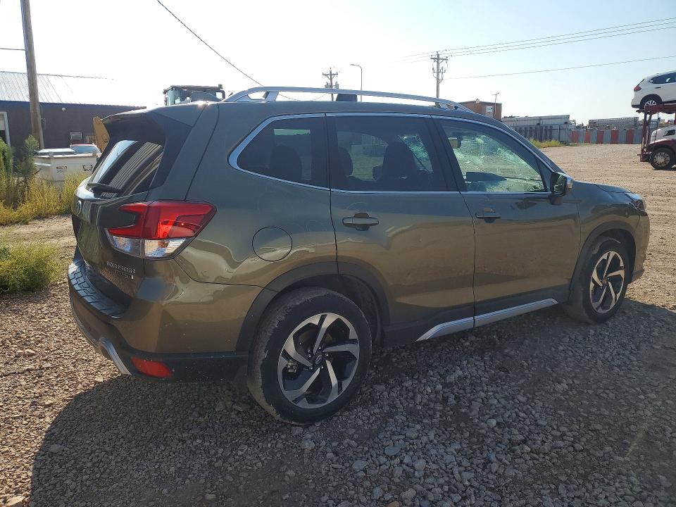 Продажа на аукционе авто 2022 Subaru Forester, vin: JF2SKARC3NH460642, номер лота: 65327516