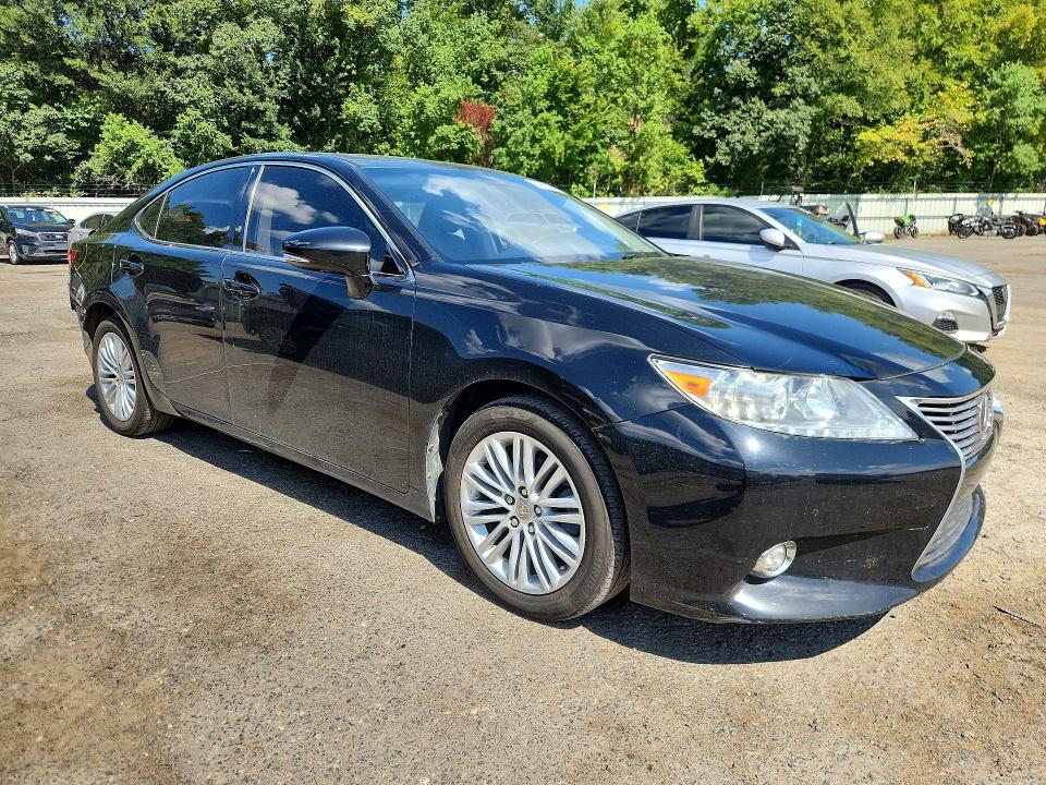 2015 Lexus Es მანქანა იყიდება აუქციონზე, vin: JTHBK1GG8F2205086, აუქციონის ნომერი: 64291616