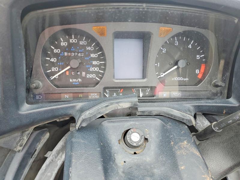 65712046 :رقم المزاد ، 1HFSC2227YA200072 vin ، 2000 Honda Gl1500 مزاد بيع