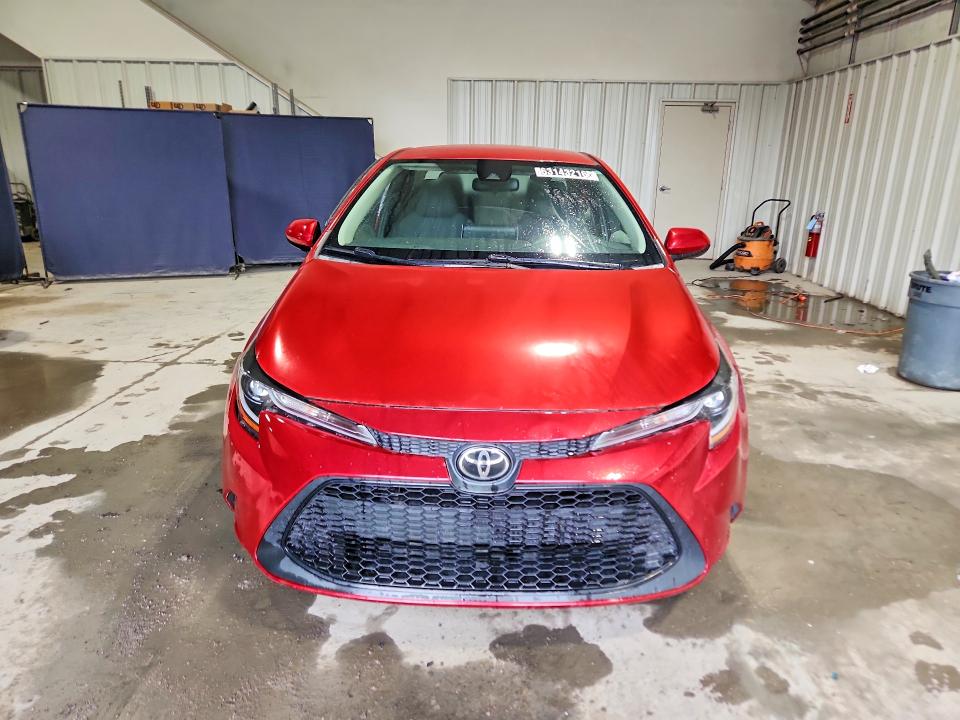 63143216 :رقم المزاد ، 5YFEPMAE8MP186739 vin ، 2021 Toyota Corolla مزاد بيع