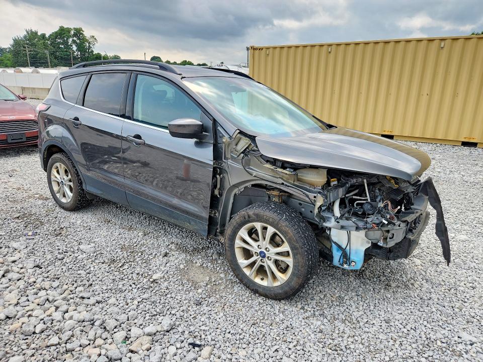 2017 Ford Escape მანქანა იყიდება აუქციონზე, vin: 1FMCU9G98HUB50903, აუქციონის ნომერი: 64554976