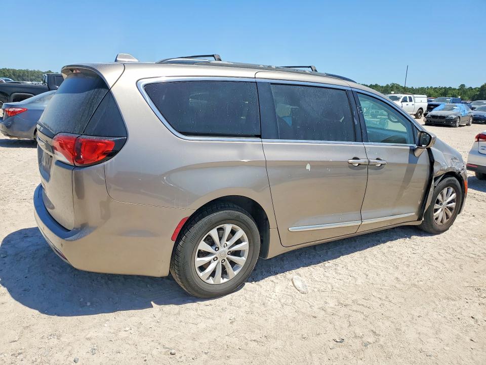 Aukcja sprzedaży 2017 Chrysler Pacifica, vin: 2C4RC1BGXHR741496, numer aukcji: 64606096