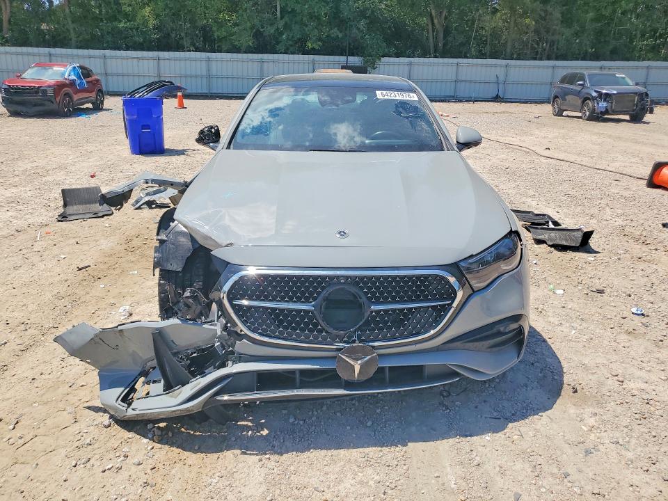 2025 Mercedes-benz E მანქანა იყიდება აუქციონზე, vin: W1KLF4HB9SA117216, აუქციონის ნომერი: 64231976
