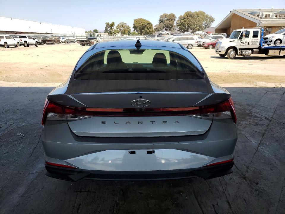 Продаж на аукціоні авто 2021 Hyundai Elantra, vin: 5NPLM4AG3MH045124, номер лоту: 64681216