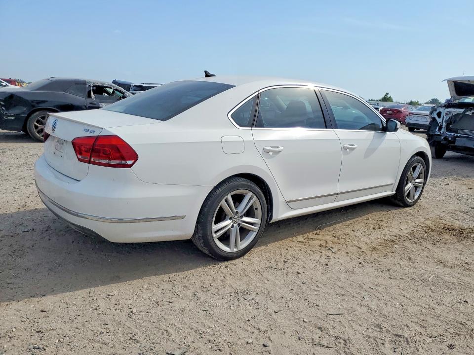 Продажа на аукционе авто 2015 Volkswagen Passat, vin: 1VWBS7A36FC004711, номер лота: 65337406