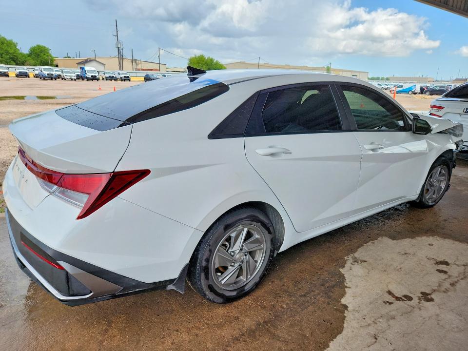 2025 Hyundai Elantra მანქანა იყიდება აუქციონზე, vin: KMHLL4DG7SU061159, აუქციონის ნომერი: 64831086