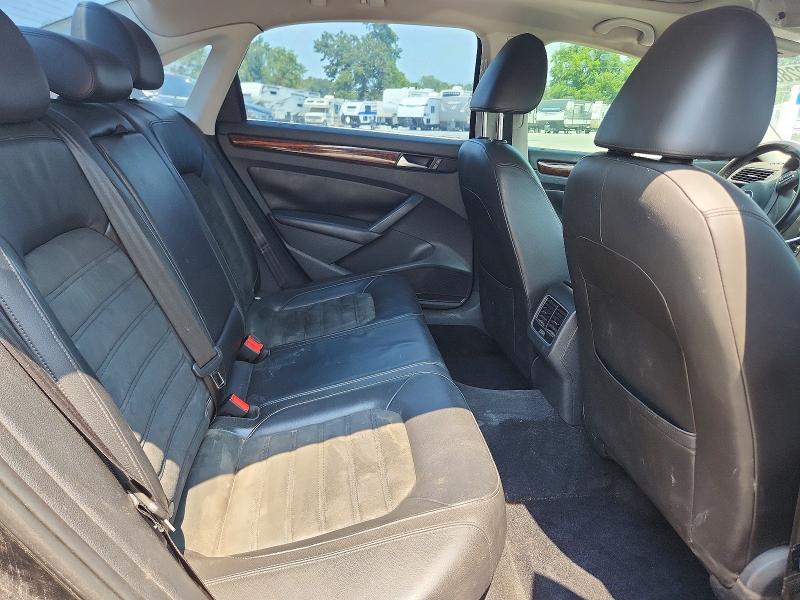 63328886 :رقم المزاد ، 1VWCN7A35DC066187 vin ، 2013 Volkswagen Passat مزاد بيع