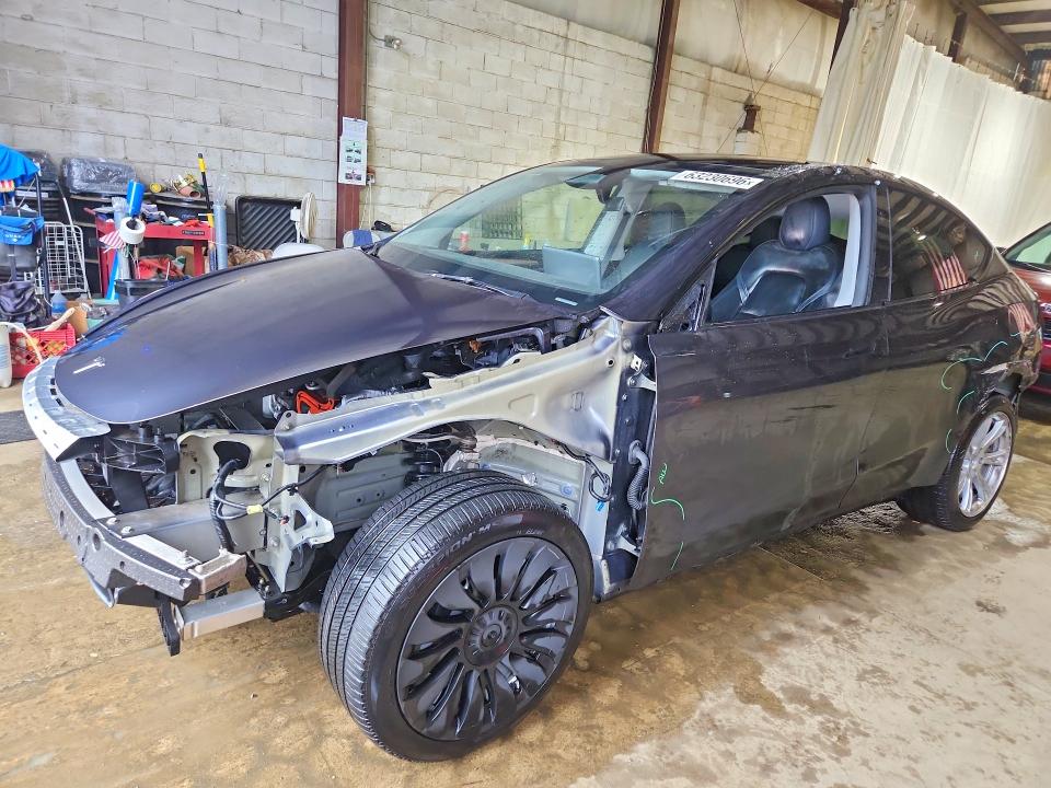 63230696 :رقم المزاد ، 7SAYGDEE5RA272648 vin ، 2024 Tesla Model Y مزاد بيع