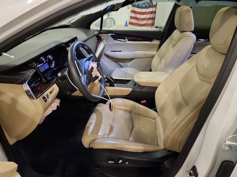 63694096 :رقم المزاد ، 1GYKNERS9HZ130744 vin ، 2017 Cadillac Xt5 مزاد بيع