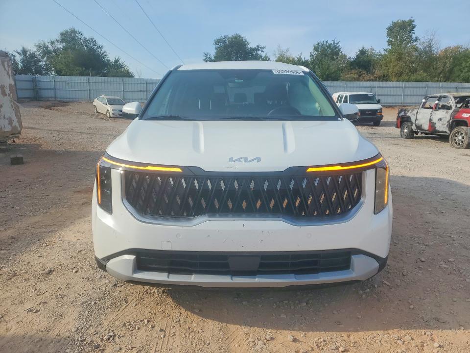 2026 Kia Carnival მანქანა იყიდება აუქციონზე, vin: KNDNB5K36T6586435, აუქციონის ნომერი: 63259966