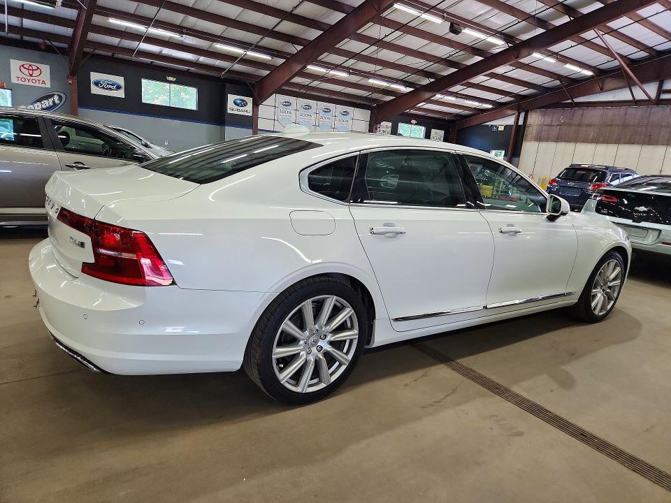 Продаж на аукціоні авто 2018 Volvo S90, vin: LVY992ML3JP004865, номер лоту: 64776856