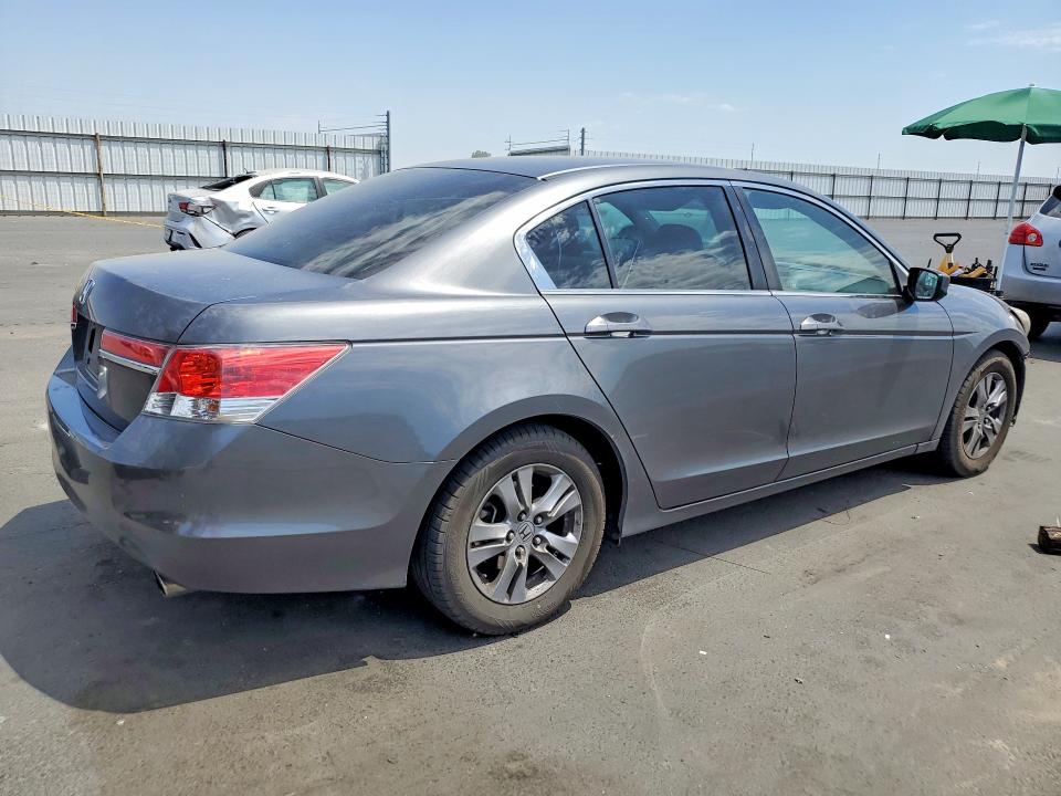 64328486 :رقم المزاد ، 1HGCP2F46CA152265 vin ، 2012 Honda Accord مزاد بيع