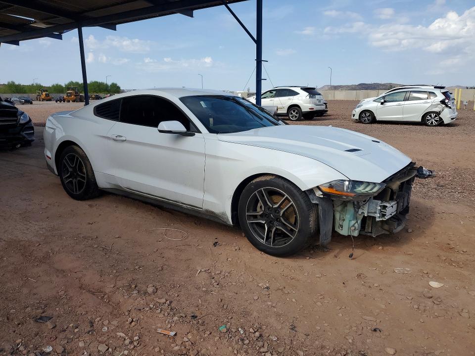64511676 :رقم المزاد ، 1FA6P8TH8J5118166 vin ، 2018 Ford Mustang مزاد بيع