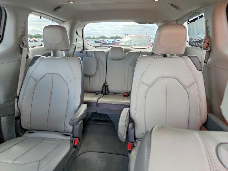 Продажа на аукционе авто 2017 Chrysler Pacifica, vin: 2C4RC1BG8HR610597, номер лота: 66949316