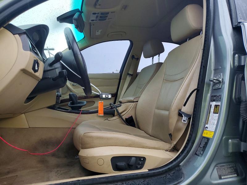 63580646 :رقم المزاد ، WBAPL3C52AA408510 vin ، 2010 Bmw 335 مزاد بيع