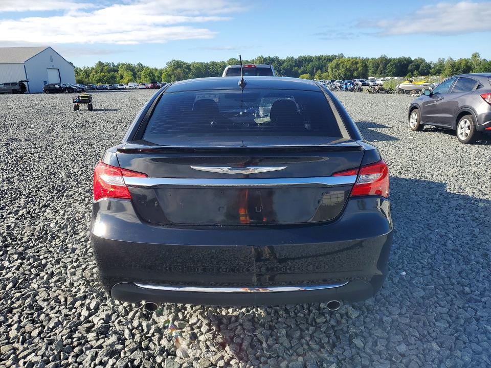 65493926 :رقم المزاد ، 1C3CCBCG4DN508719 vin ، 2013 Chrysler 200 مزاد بيع