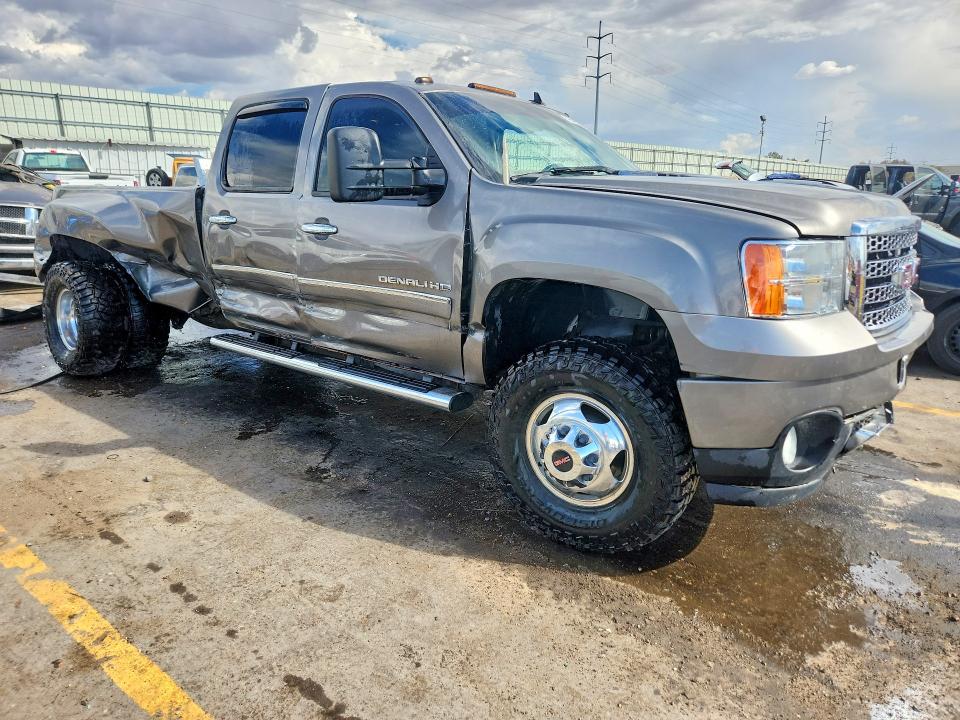 2013 Gmc Sierra მანქანა იყიდება აუქციონზე, vin: 1GT426C88DF220974, აუქციონის ნომერი: 64828436