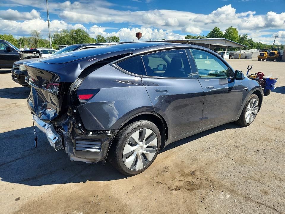 Auction sale of the 2024 Tesla Model Y, vin: 7SAYGDEE1RF034198, lot number: 66368296