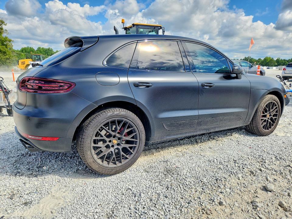 Auction sale of the 2017 Porsche Macan, vin: WP1AG2A54HLB53754, lot number: 63381776