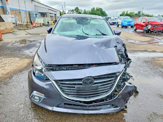 64824486 :رقم المزاد ، 3MZBM1V70FM195321 vin ، 2015 Mazda 3 مزاد بيع