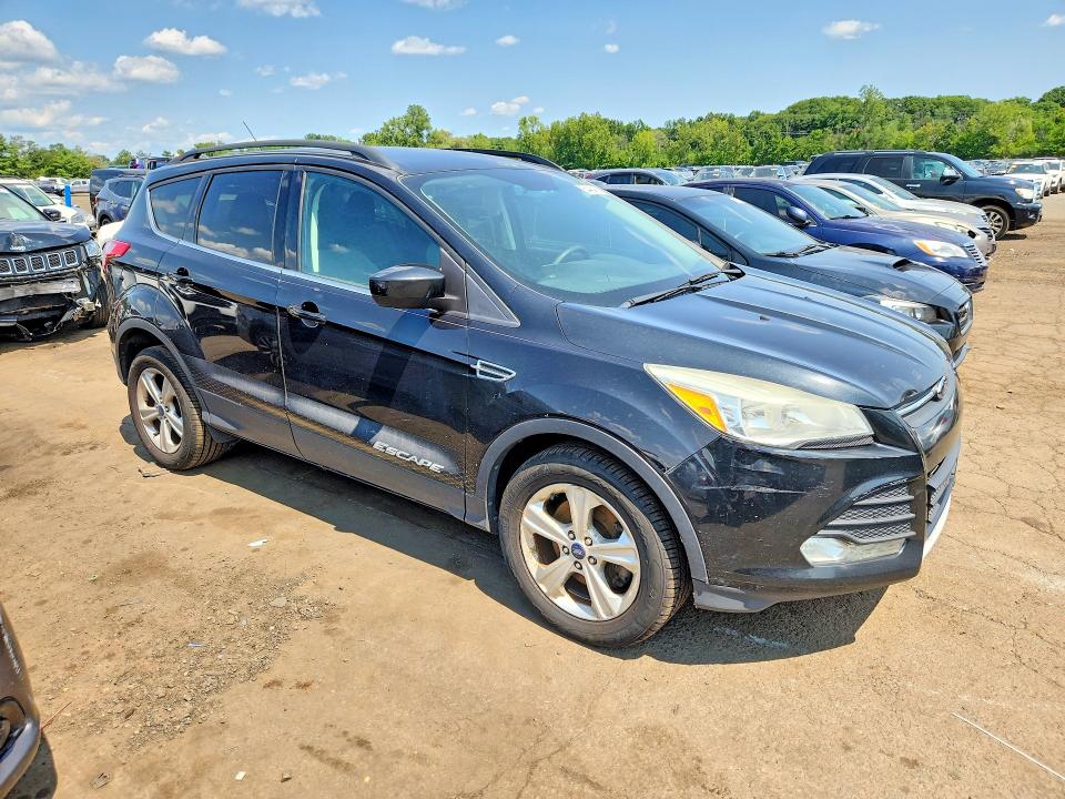 2014 Ford Escape მანქანა იყიდება აუქციონზე, vin: 1FMCU9G95EUB11049, აუქციონის ნომერი: 64484786