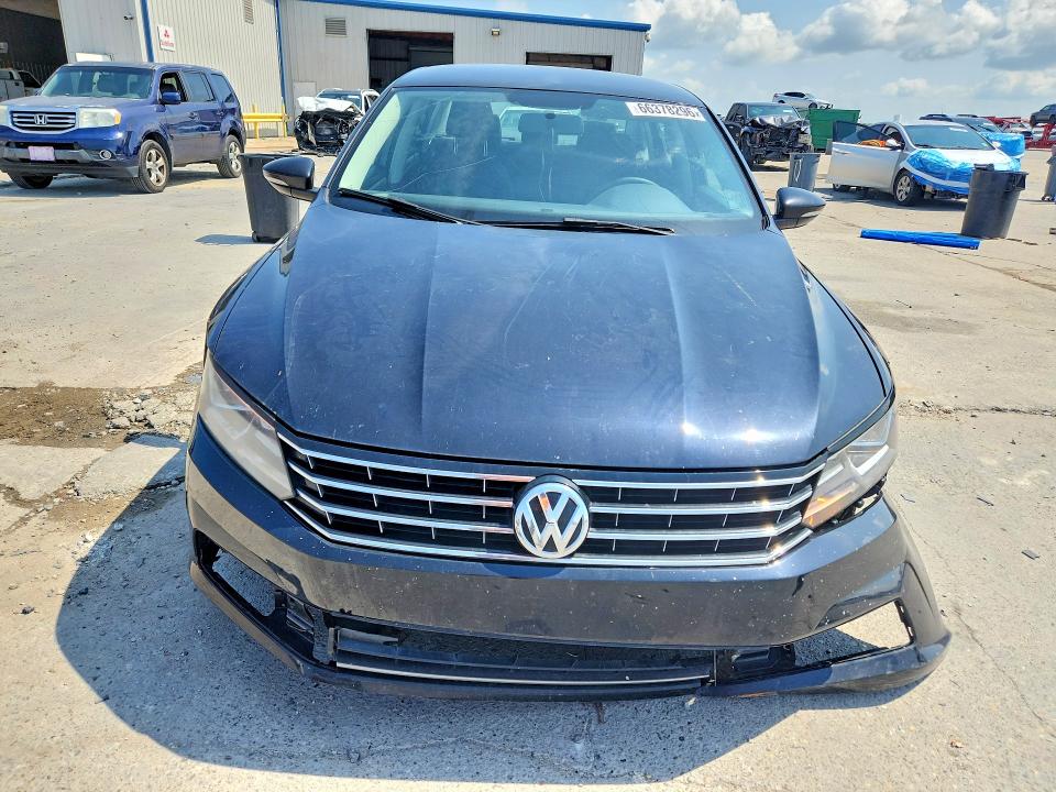 Продажа на аукционе авто 2018 Volkswagen Passat, vin: 1VWAA7A30JC024315, номер лота: 66378296
