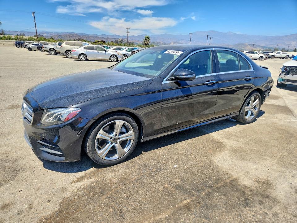 65204296 :رقم المزاد ، WDDZF4JB0JA315492 vin ، 2018 Mercedes-benz E مزاد بيع