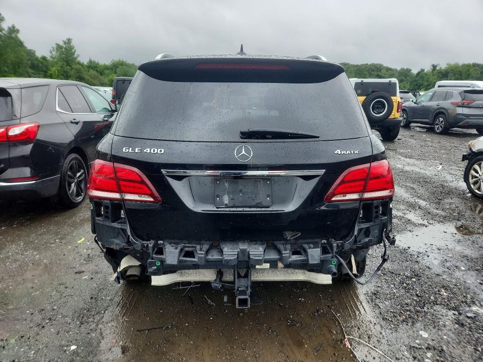 Продажа на аукционе авто 2019 Mercedes-benz Gle, vin: 4JGDA5GB2KB209973, номер лота: 62745776