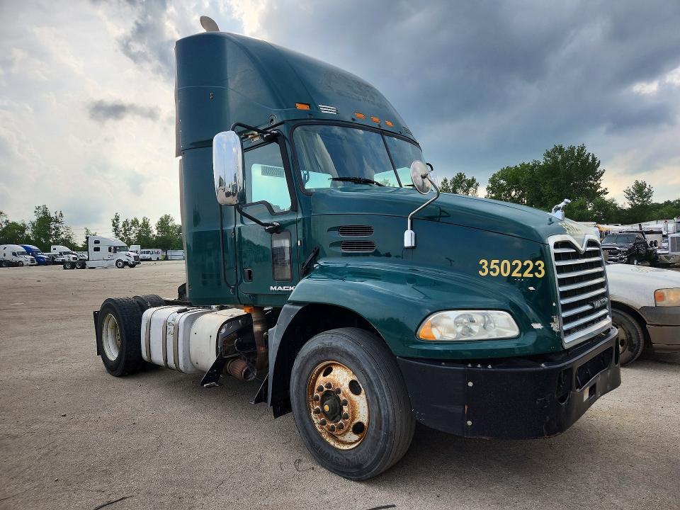Продажа на аукционе авто 2016 Mack 600, vin: 1M1AW01X6GM008458, номер лота: 65222806