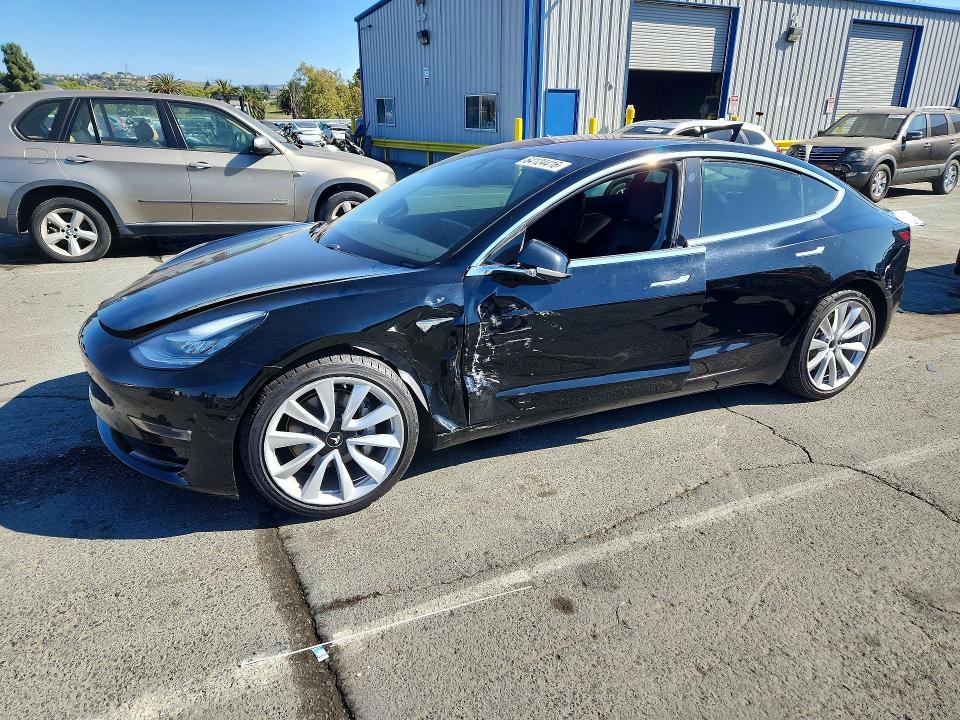 Продажа на аукционе авто 2019 Tesla Model 3, vin: 5YJ3E1EA7KF327120, номер лота: 64124416