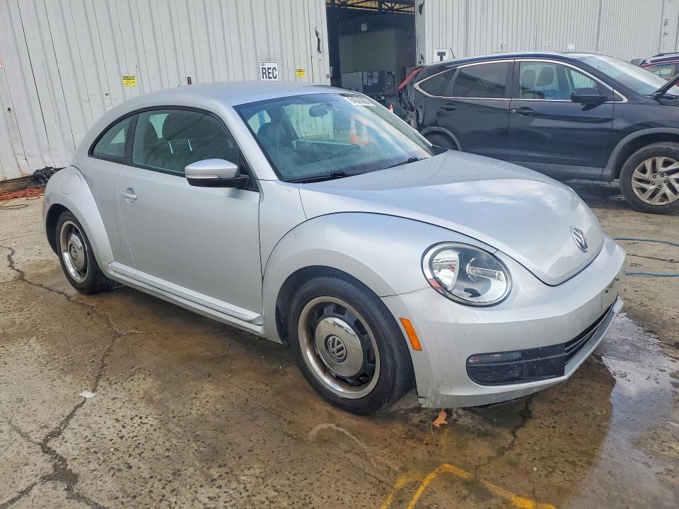 Продаж на аукціоні авто 2012 Volkswagen Beetle, vin: 3VWJP7AT4CM613352, номер лоту: 64083886