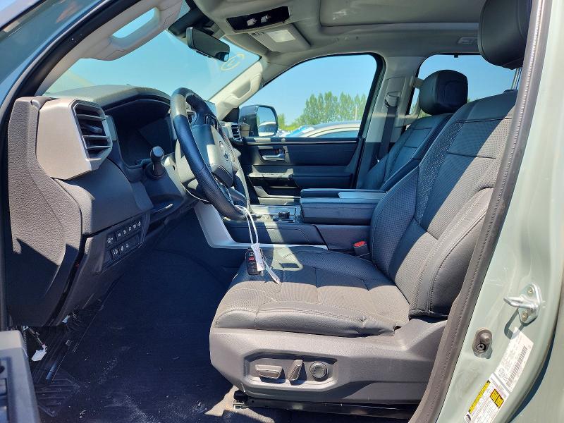 Продажа на аукционе авто 2024 Toyota Sequoia, vin: 7SVAAABA3RX027748, номер лота: 95134175