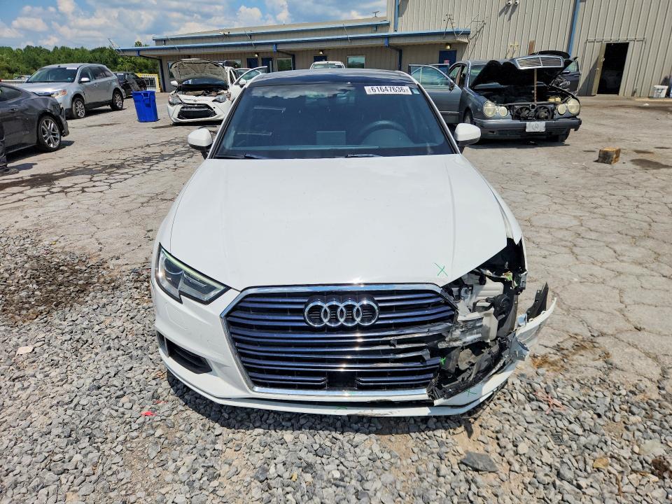 61647636 :رقم المزاد ، WAUAUGFF7J1005475 vin ، 2018 Audi A3 مزاد بيع