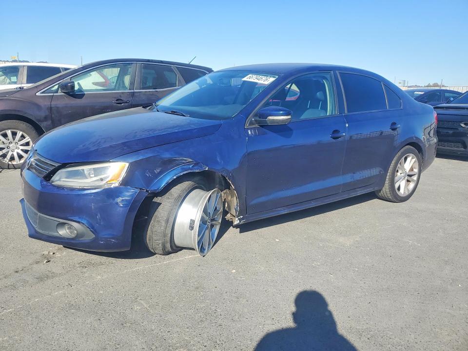 66794676 :رقم المزاد ، 3VWDP7AJ0CM131179 vin ، 2012 Volkswagen Jetta مزاد بيع