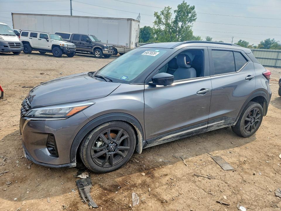 64679526 :رقم المزاد ، 3N1CP5DV6PL555174 vin ، 2023 Nissan Kicks مزاد بيع