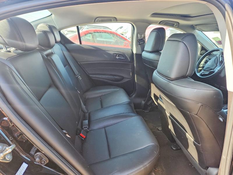 63858156 :رقم المزاد ، 19UDE2F49JA002738 vin ، 2018 Acura Ilx مزاد بيع