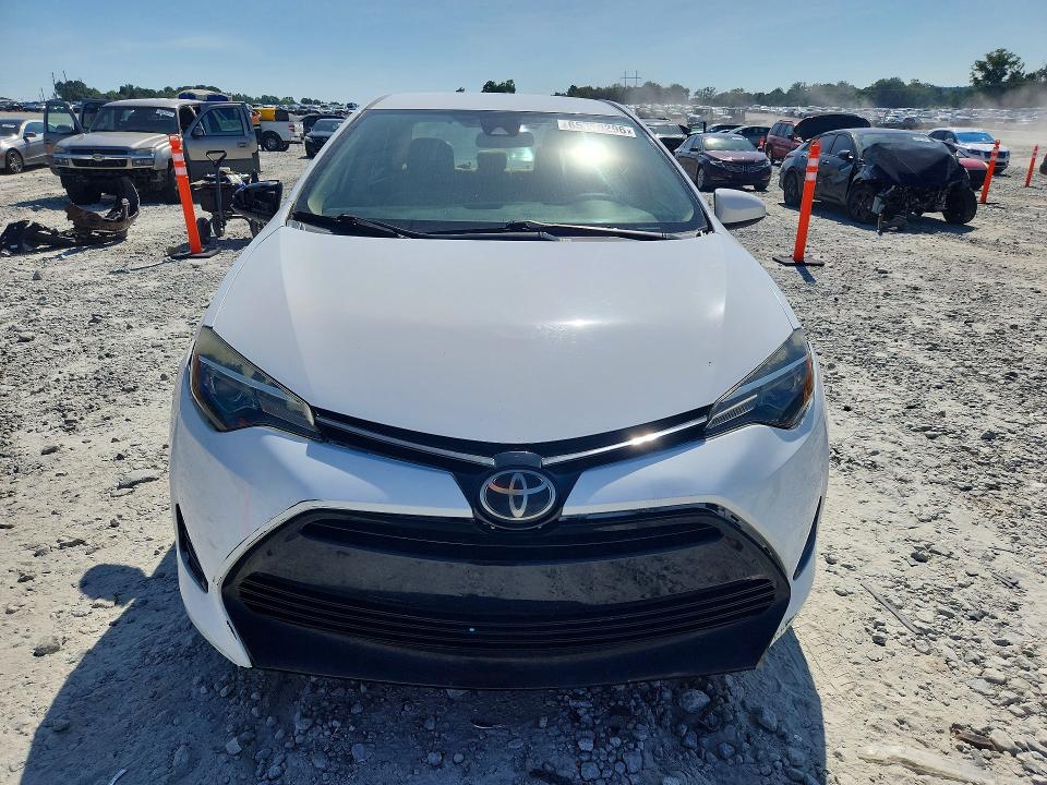 Aukcja sprzedaży 2018 Toyota Corolla, vin: 5YFBURHE0JP847187, numer aukcji: 65750296