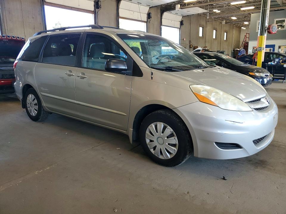 2009 Toyota Sienna მანქანა იყიდება აუქციონზე, vin: 5TDZK23C79S282179, აუქციონის ნომერი: 64809226