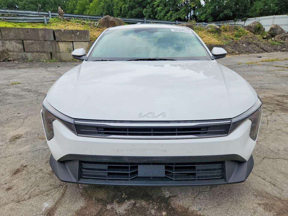 64504316 :رقم المزاد ، 3KPFT4DE1SE034974 vin ، 2025 Kia K4 مزاد بيع