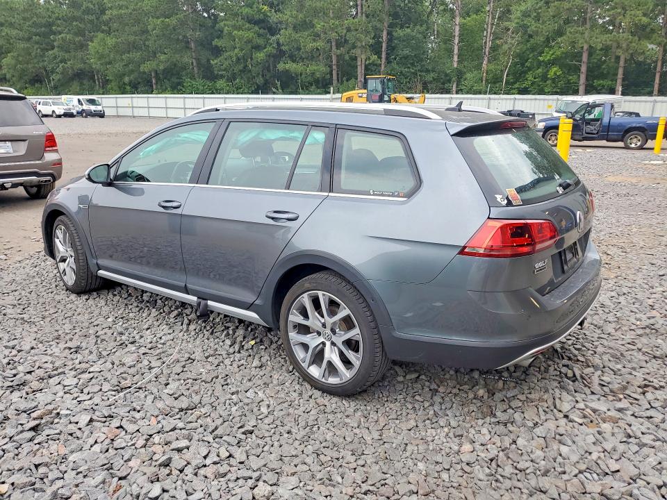 2017 Volkswagen Golf Alltrack მანქანა იყიდება აუქციონზე, vin: 3VWH17AU4HM505152, აუქციონის ნომერი: 65020636