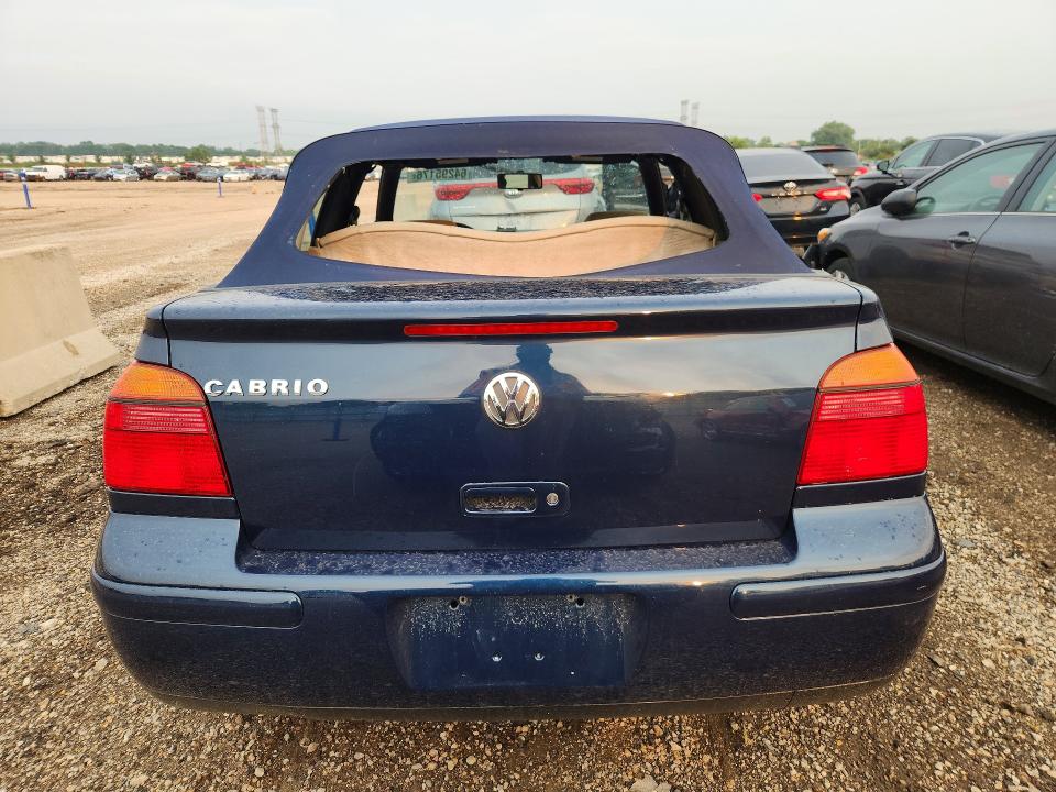 64295176 :رقم المزاد ، 3VWCC21V11M812946 vin ، 2001 Volkswagen Cabrio مزاد بيع