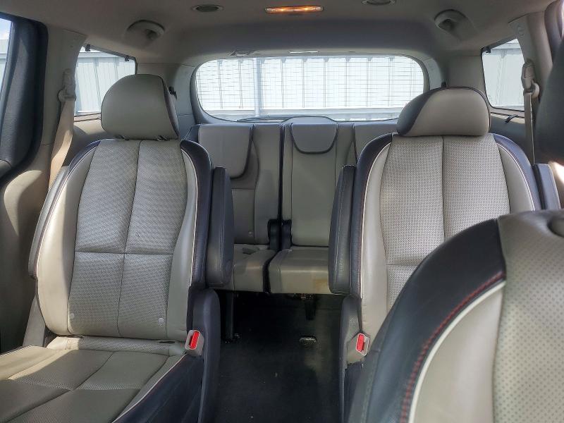 62936106 :رقم المزاد ، KNDMC5C18G6236574 vin ، 2016 Kia Sedona مزاد بيع