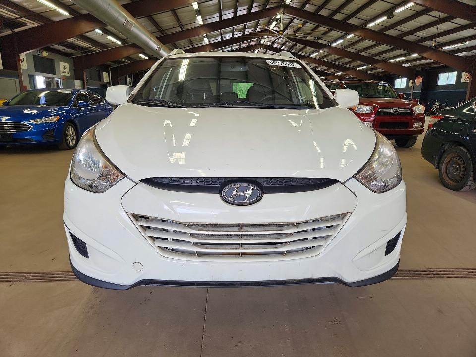 66970066 :رقم المزاد ، KM8JUCAC1BU261664 vin ، 2011 Hyundai Tucson مزاد بيع